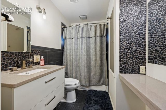 109 Gardner Place, Colorado Springs, CO 80906