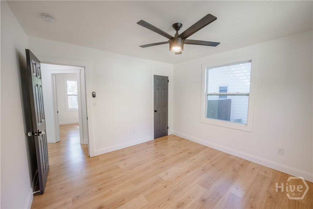 Image 16 of property listing at 2325 E 40th Street, Savannah, GA 31404