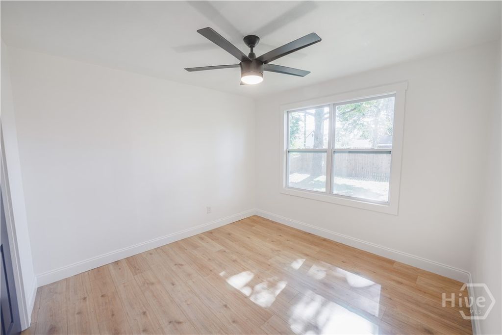 Image 19 of property listing at 2325 E 40th Street, Savannah, GA 31404