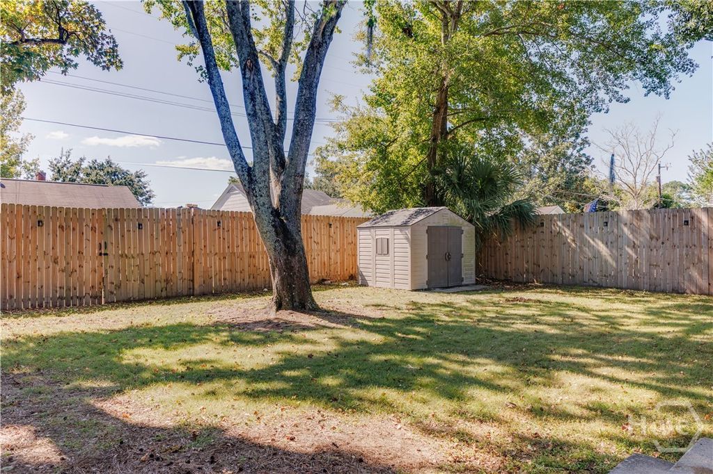 Image 28 of property listing at 2325 E 40th Street, Savannah, GA 31404