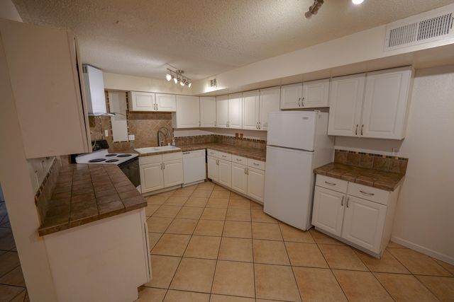 3833 Montgomery Boulevard NE APT 524, Albuquerque, NM 87109