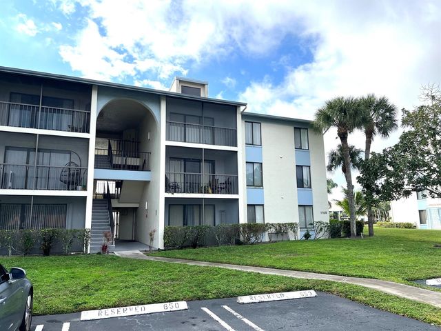1108 Green Pine Boulevard F3, West Palm Beach, FL 33409