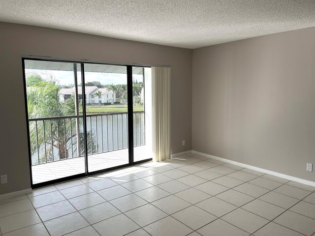 1108 Green Pine Boulevard F3, West Palm Beach, FL 33409