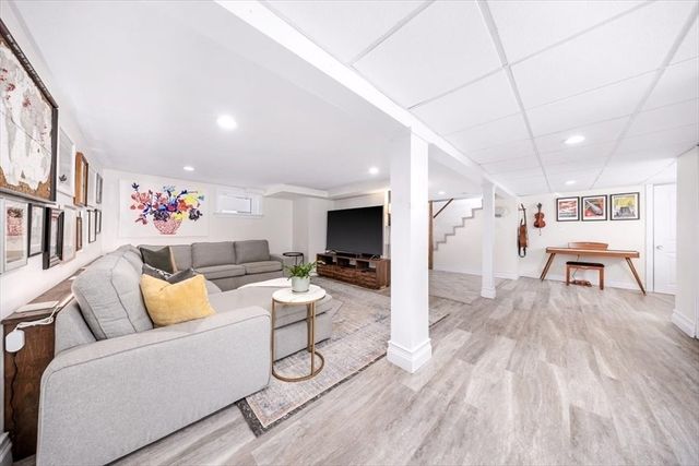 76 Fuller Rd, Weymouth, MA 02191