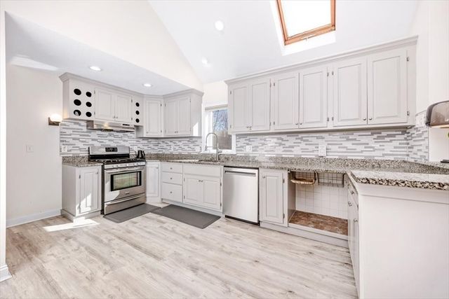 76 Fuller Rd, Weymouth, MA 02191