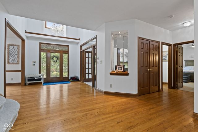 1462 Eagle Trace Court, Greenwood, IN 46143