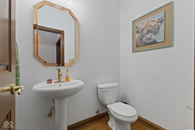 1462 Eagle Trace Court, Greenwood, IN 46143