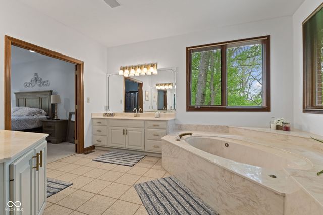 1462 Eagle Trace Court, Greenwood, IN 46143