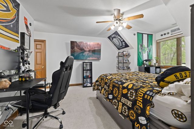 1462 Eagle Trace Court, Greenwood, IN 46143
