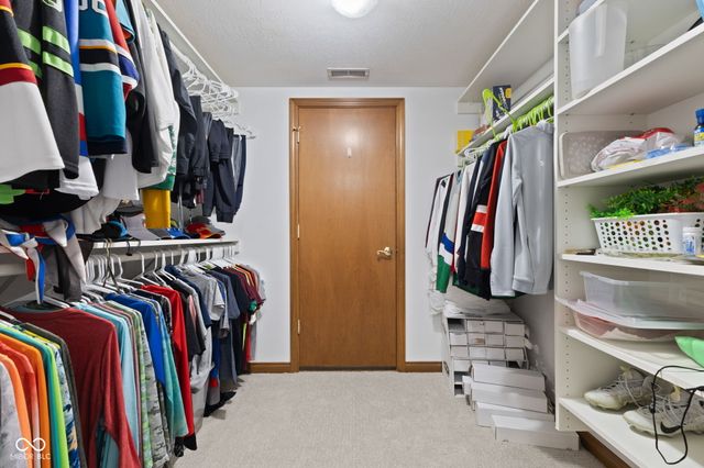 1462 Eagle Trace Court, Greenwood, IN 46143