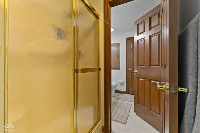 1462 Eagle Trace Court, Greenwood, IN 46143