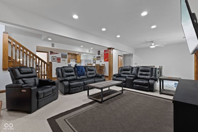 1462 Eagle Trace Court, Greenwood, IN 46143