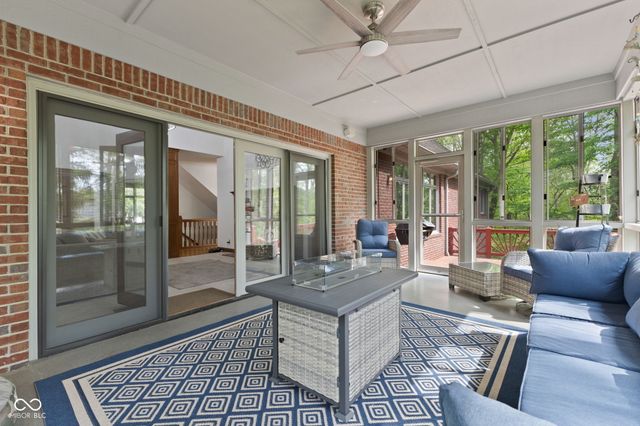 1462 Eagle Trace Court, Greenwood, IN 46143