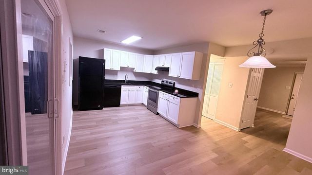 1287 SPRINGTIDE PL, Herndon, VA 20170
