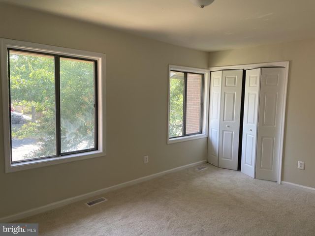 1287 SPRINGTIDE PL, Herndon, VA 20170
