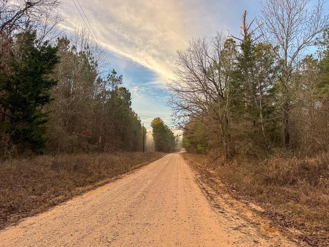 000 County Road 4320, De Kalb, TX 75559