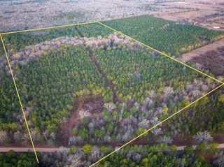 000 County Road 4320, De Kalb, TX 75559