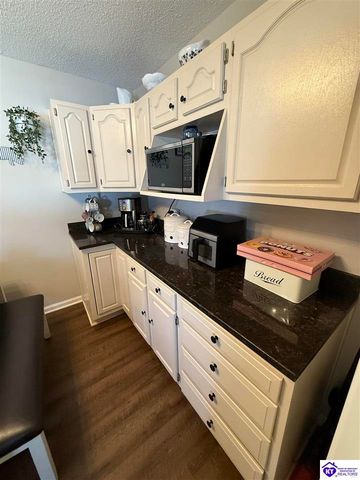 26 Whirlaway Court, Elizabethtown, KY 42701