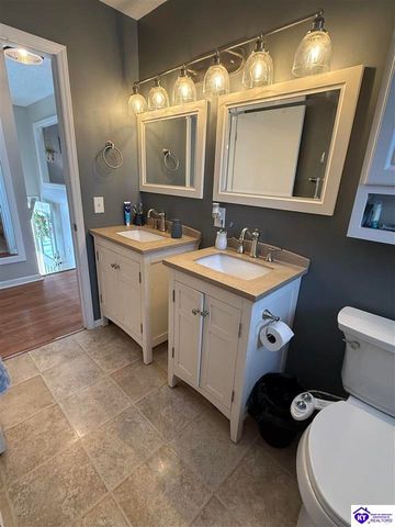 26 Whirlaway Court, Elizabethtown, KY 42701