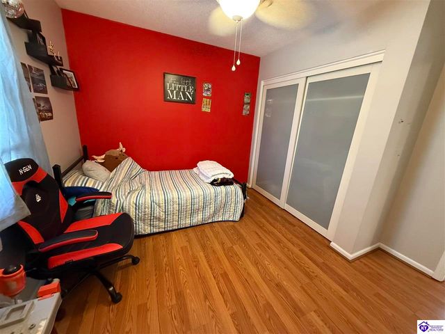 26 Whirlaway Court, Elizabethtown, KY 42701