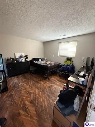 26 Whirlaway Court, Elizabethtown, KY 42701