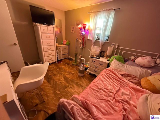 26 Whirlaway Court, Elizabethtown, KY 42701