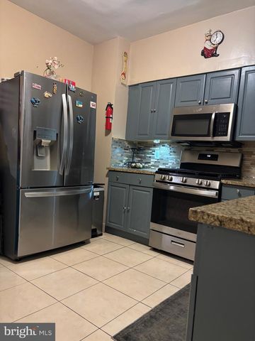 3430 FAIRFAX DR, Camden, NJ 08105