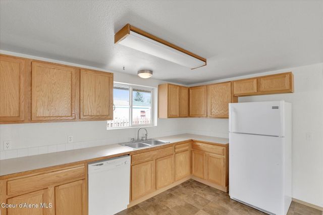 3401 W BOX CANYON DR, Post Falls, ID 83854