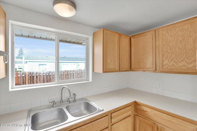 3401 W BOX CANYON DR, Post Falls, ID 83854