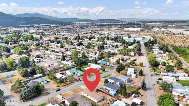 3401 W BOX CANYON DR, Post Falls, ID 83854