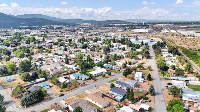 3401 W BOX CANYON DR, Post Falls, ID 83854