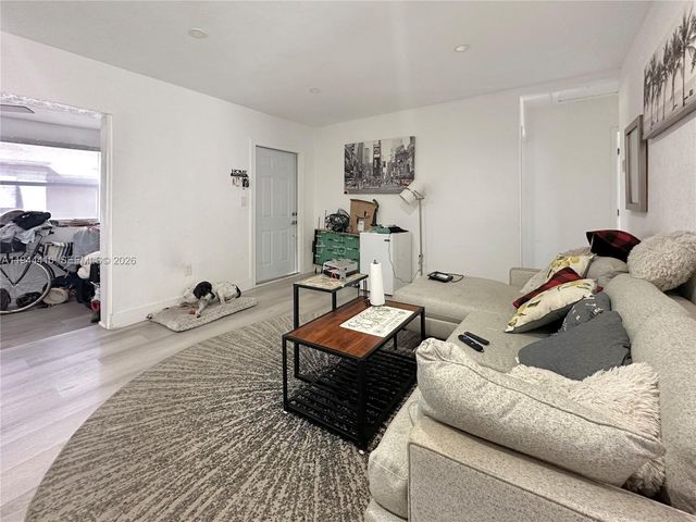 971 79th Terrace, Miami Beach, FL 33141