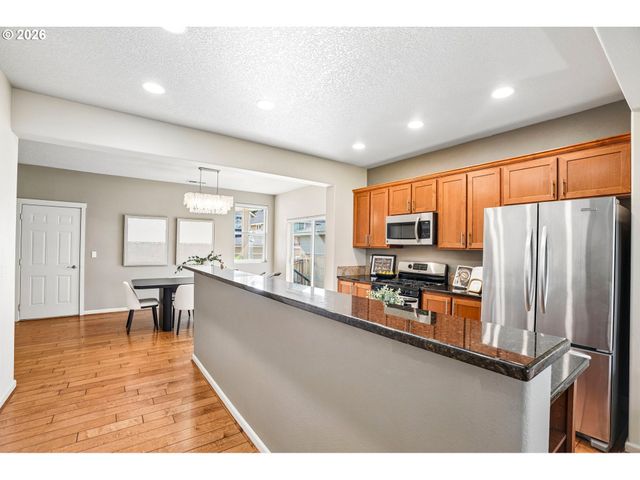10573 Ne SUMMER FALLS St, Hillsboro, OR 97006