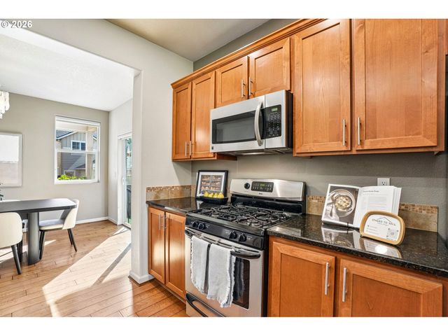 10573 Ne SUMMER FALLS St, Hillsboro, OR 97006
