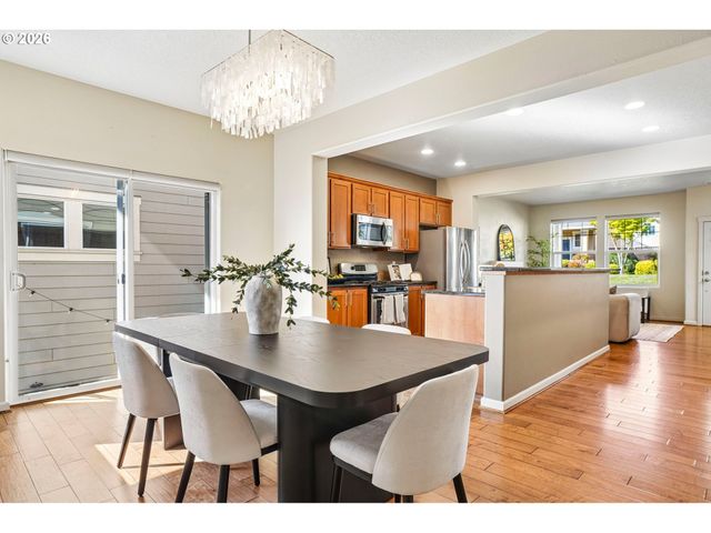 10573 Ne SUMMER FALLS St, Hillsboro, OR 97006