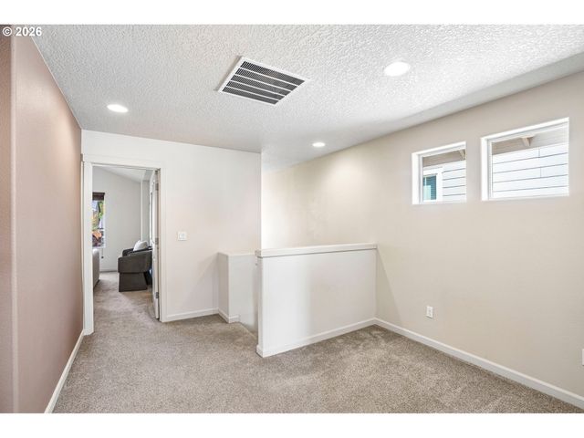 10573 Ne SUMMER FALLS St, Hillsboro, OR 97006