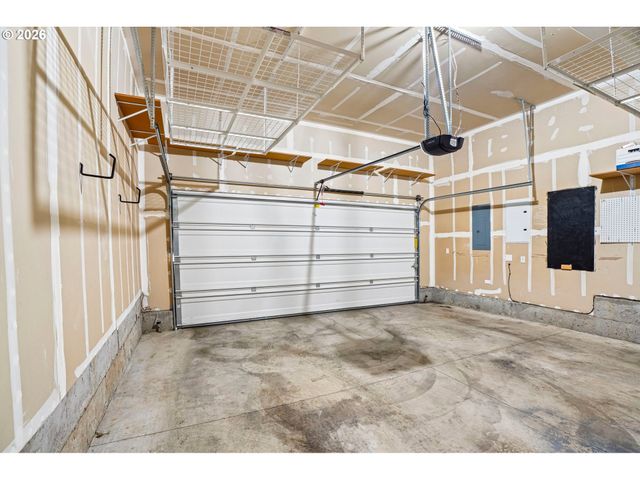 10573 Ne SUMMER FALLS St, Hillsboro, OR 97006