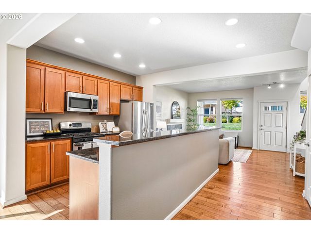 10573 Ne SUMMER FALLS St, Hillsboro, OR 97006