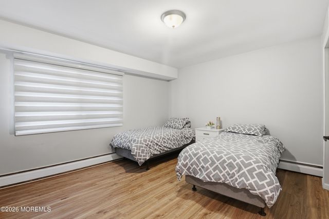 2 Chelsea Road, Jackson, NJ 08527