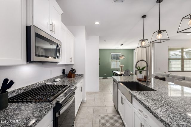 6755 W PEDRO Lane, Laveen, AZ 85339