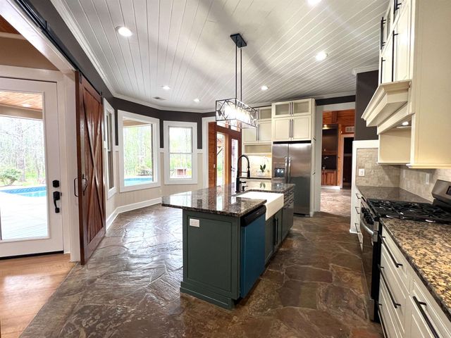 9490 HWY 196 HWY, Unincorporated, TN 38017