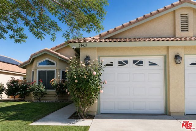 14433 Hillsborough Drive, Victorville, CA 92392