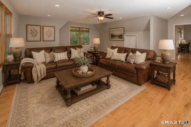 11 Old Stage Coach Road, Haddam, CT 06441