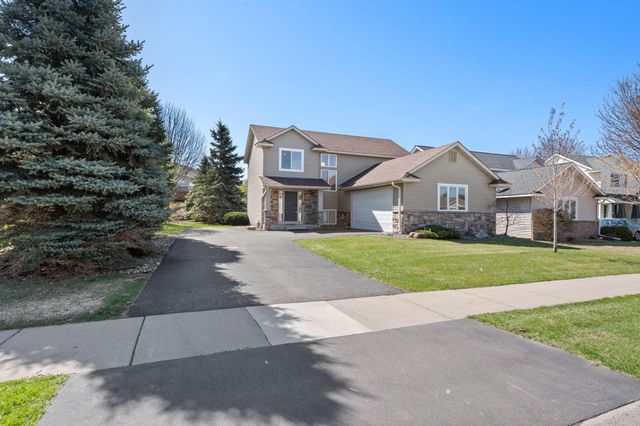 2888 Wyndam Court, Shakopee, MN 55379