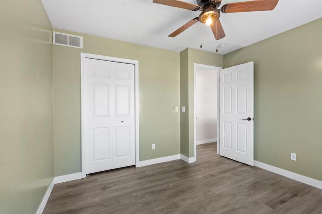 2888 Wyndam Court, Shakopee, MN 55379