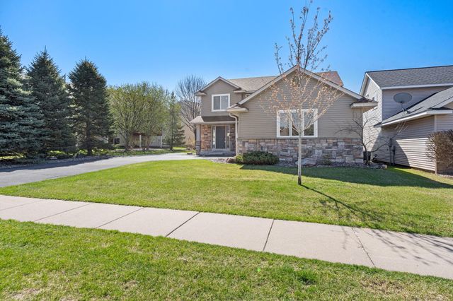 2888 Wyndam Court, Shakopee, MN 55379