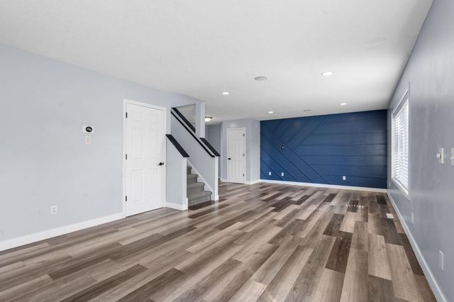 2888 Wyndam Court, Shakopee, MN 55379