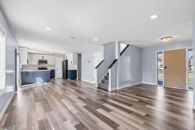 2888 Wyndam Court, Shakopee, MN 55379