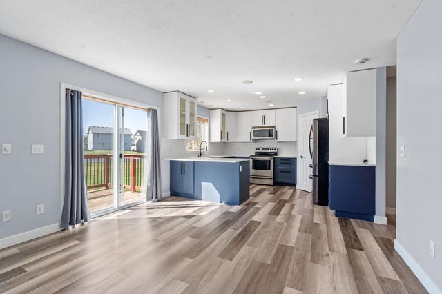 2888 Wyndam Court, Shakopee, MN 55379