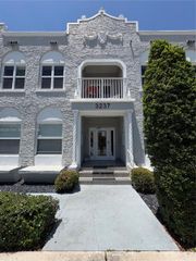 3237 SW 4th St 4, Miami, FL 33135